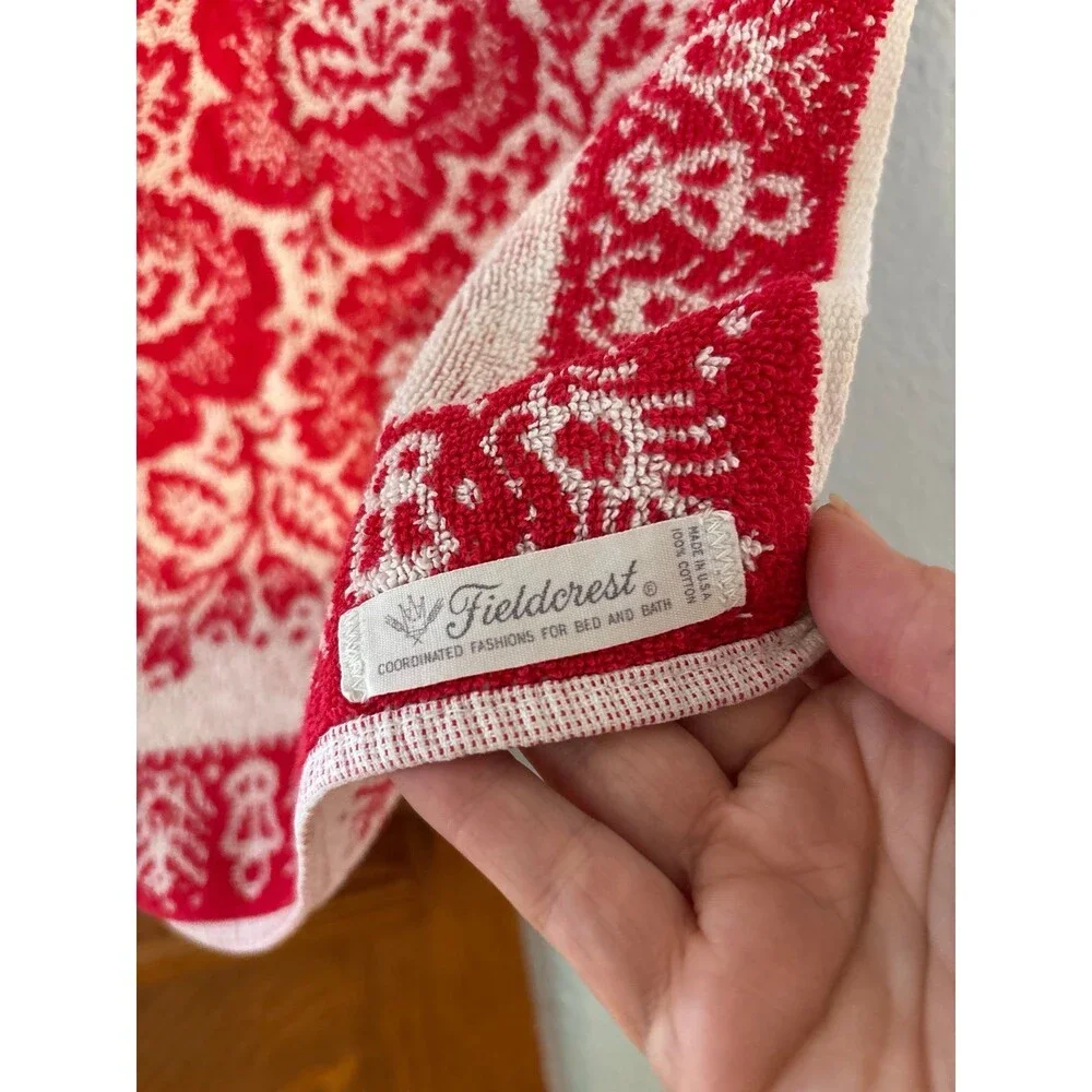 Fieldcrest USA cotton red white floral hand towel coordinating vintage